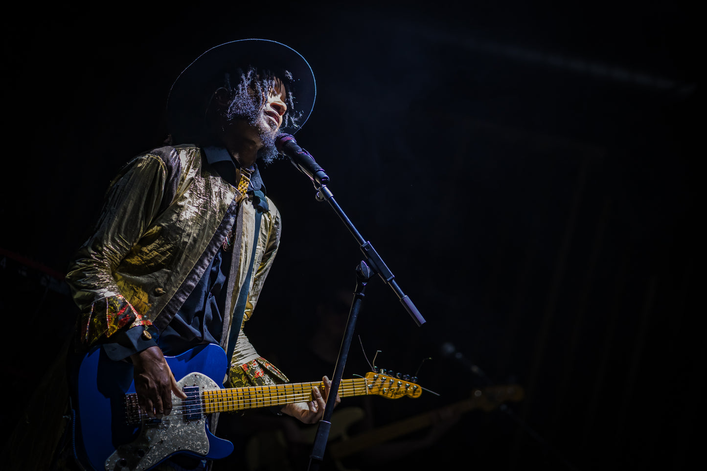 Iconic '24/25 Gold Tour Robe